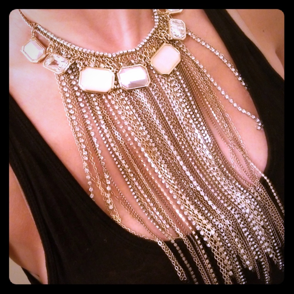 CRYSTALS AND GOLD SPARKLES EVERYWHERE !!!!
